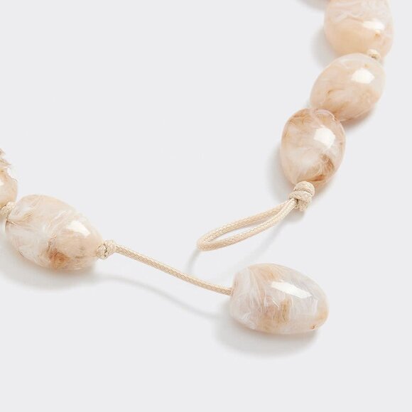 🤎Reitmans Elegant Cream and Brown Actylic Stones Necklace Colier - Picture 4 of 4